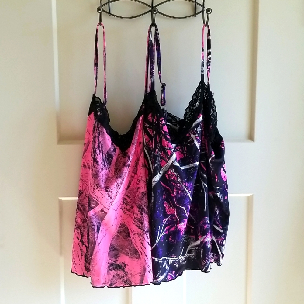 2 muddy girl camisoles, size small